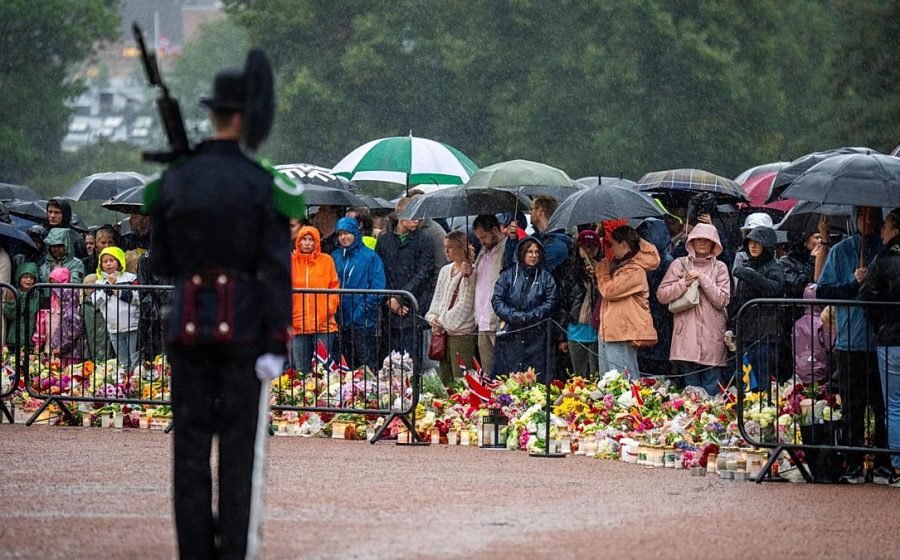 Norway mourns king Harald V as crown prince Haakon becomes king