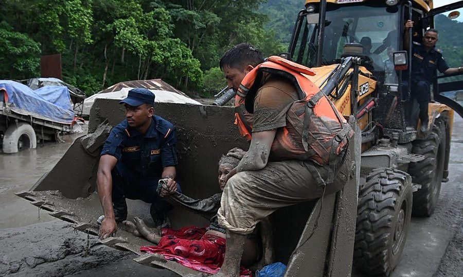 Nepal flood rescue efforts intensify as number of missing soars past 2,000