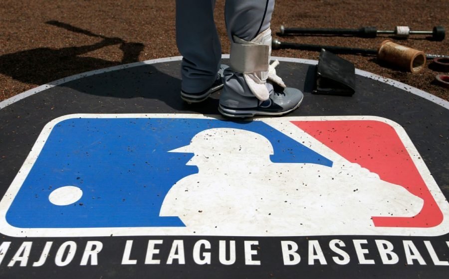 Sources: MLB suspends prospect in fake-age plot
