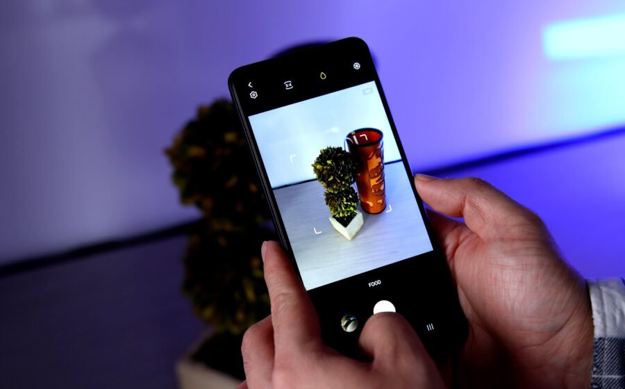 Samsung Phone Users Can Now Sync Photos and Video to Google
