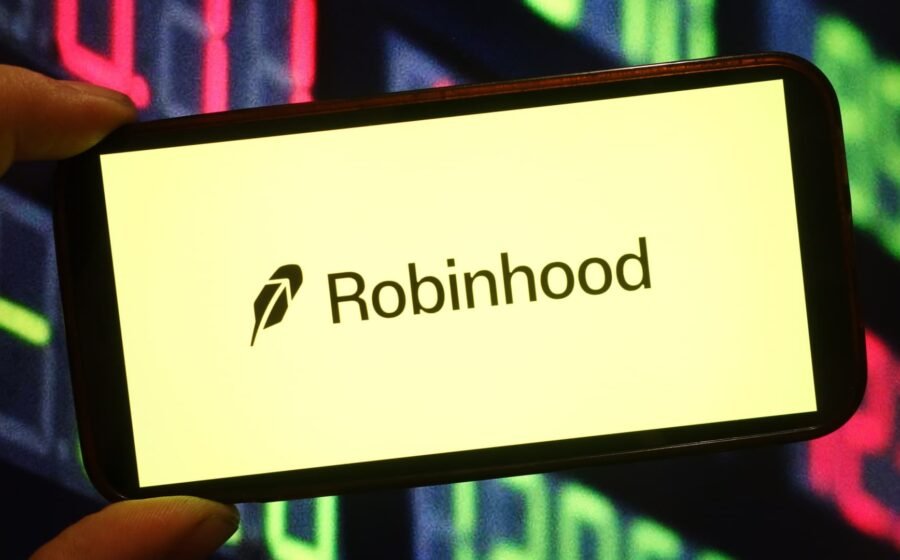 Robinhood unveils weekend hours, AI agents to allow users to trade nonstop