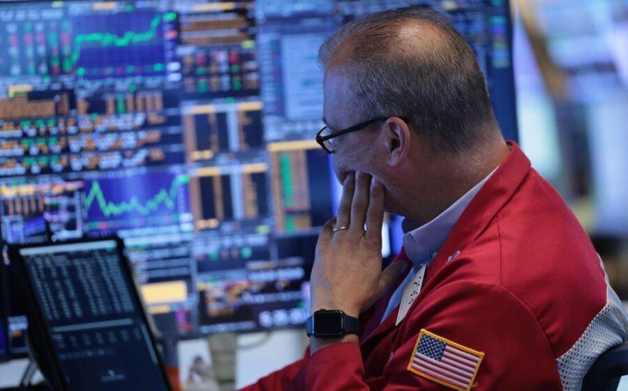 Global debt tops $365 trillion as economists sound alarm over 'vicious cycle'