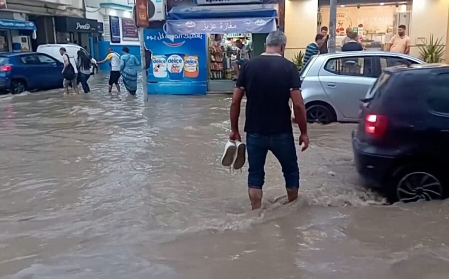 Torrential rain and flooding slam Tunis, forcing schools to close