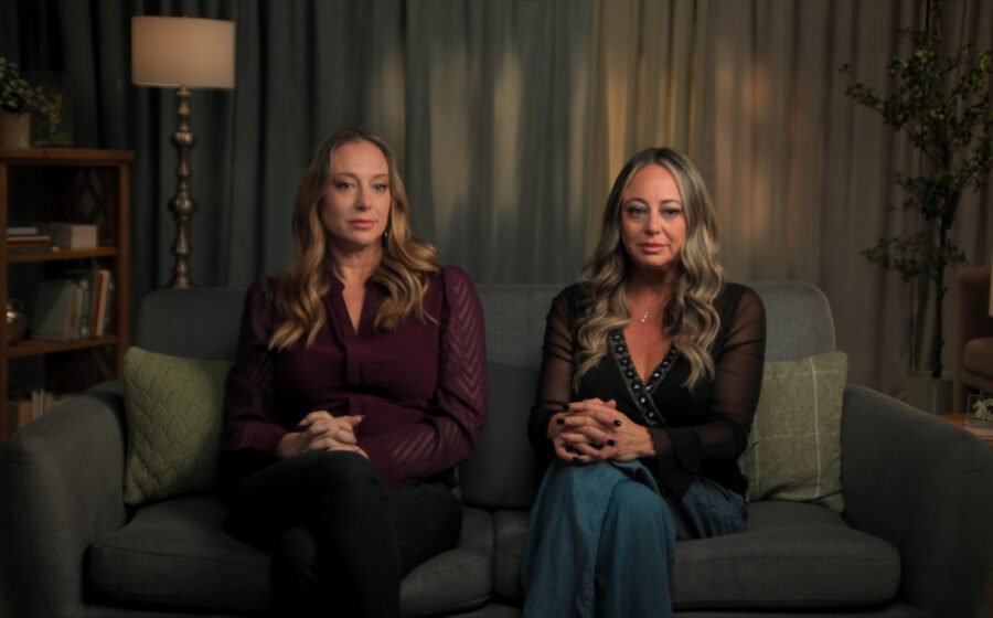 The True Story of the Extreme Makeover Reality Show in The Swan: Behind the Mirror