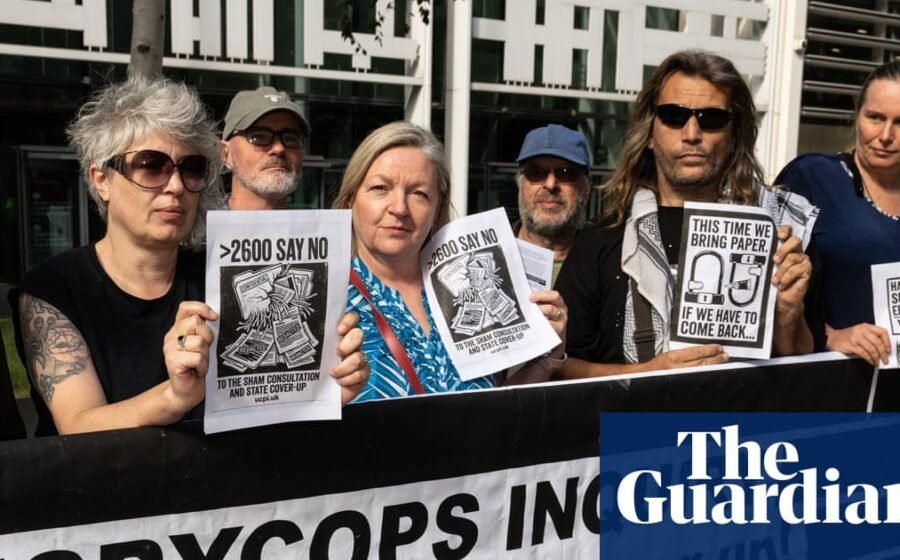 Undercover police officer lied to spycops inquiry about sexual relationship