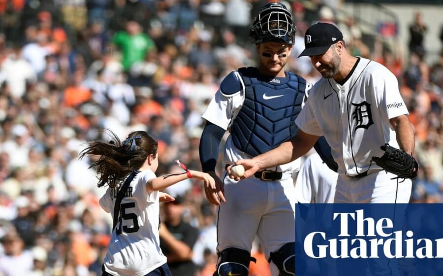 Justin Verlander leaves field in tears with daughter after final start of 21-year career