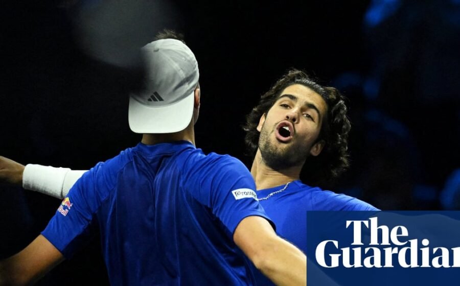 Carlos Alcaraz leads by example as Europe take early lead in Laver Cup