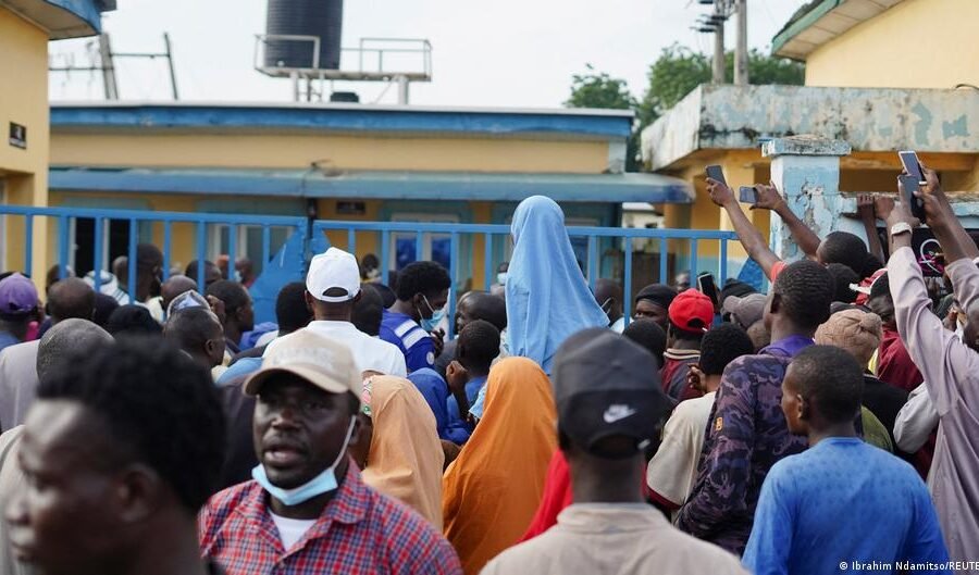 Nigeria: Protests erupt over deaths of 37 miners in custody