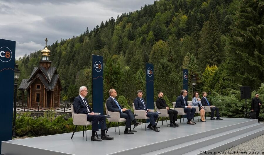 Zelenskyy holds inaugural 'Carpathian Eight' regional summit