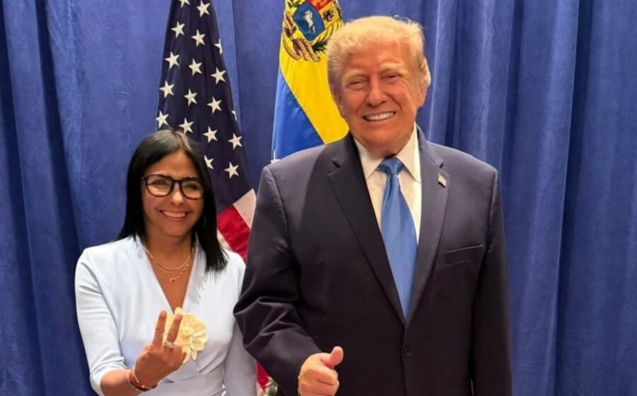 Trump meets US-backed Venezuelan president for first time since Maduro seized