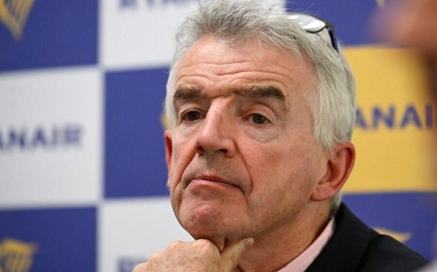 Ryanair boss Michael O'Leary apologises over 'high-fare rapists' remarks