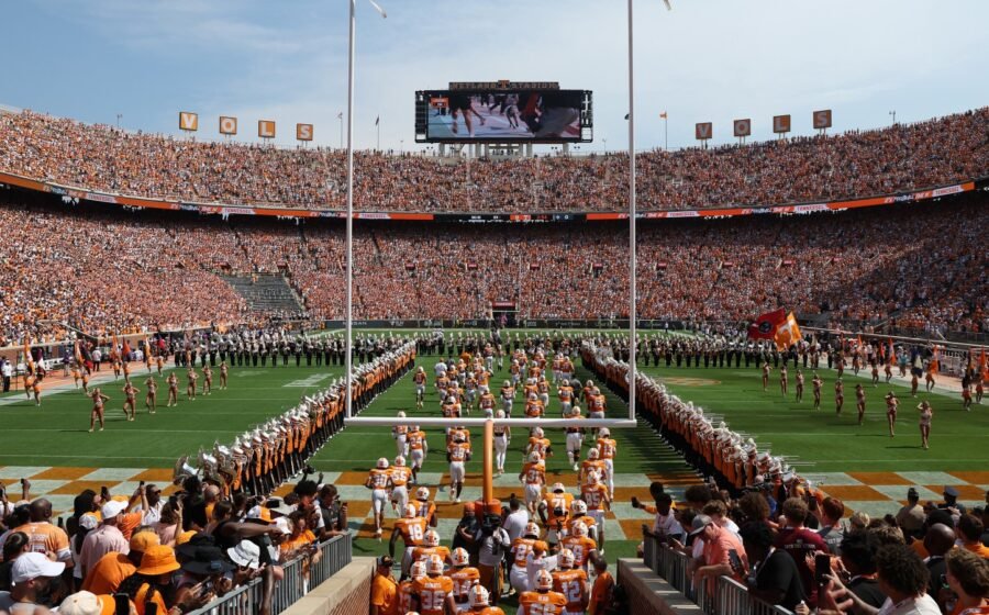 Where to Watch Texas vs. Tennessee NCAA Football Game Online for Free