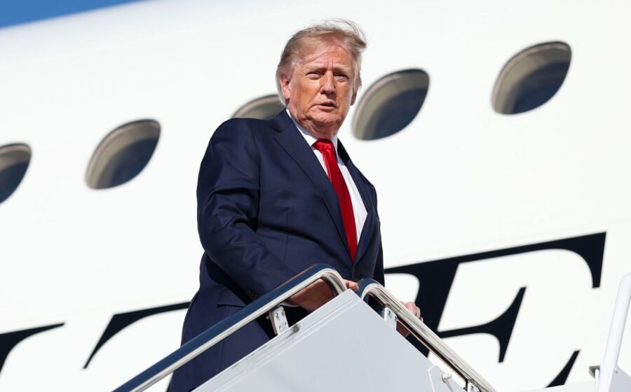 White House bans CNN from Air Force One for Trump trip to Tennessee