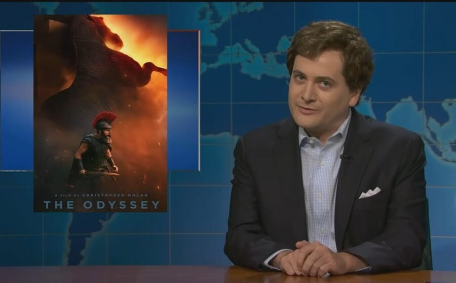 Tucker Carlson Returns to ‘SNL’ to Review ‘The Odyssey,’ Gender-Neutral ‘Spider-Man’ and Left-Wing ‘Obsession’