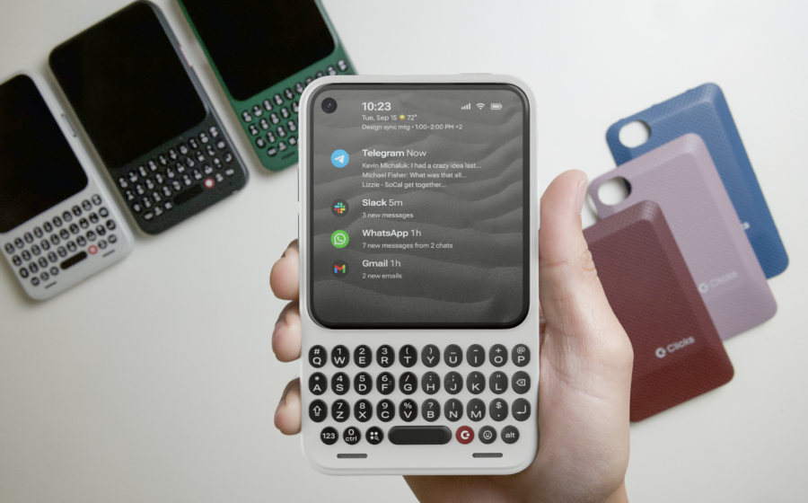 The Clicks Communicator Ships in December With More RAM and New Mobile Service