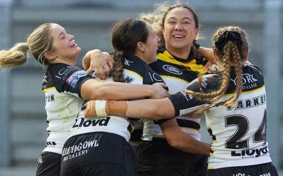 York hold off Leeds to reach Grand Final