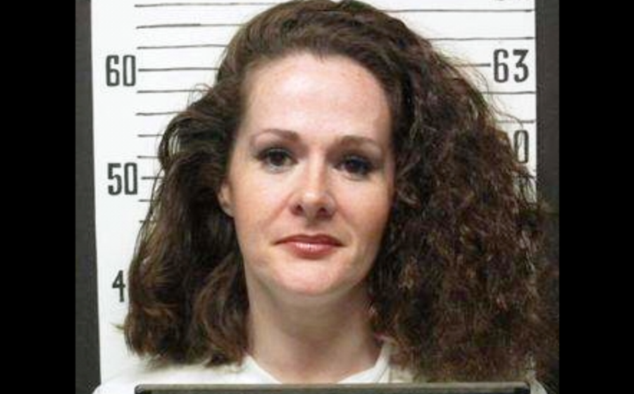 Court temporarily halts Tennessee's plan to execute first woman in 200 years