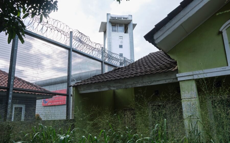 Indonesia suspends five officials over luxury apartments for inmates