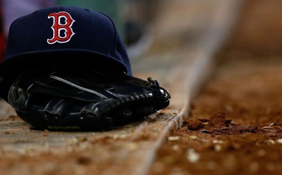 Red Sox-Cubs finale, moved due to Boston weather, set for Sun. at Tropicana