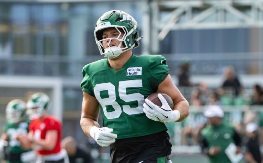 Jets' No. 1 TE Taylor (thumb) out vs. Lions