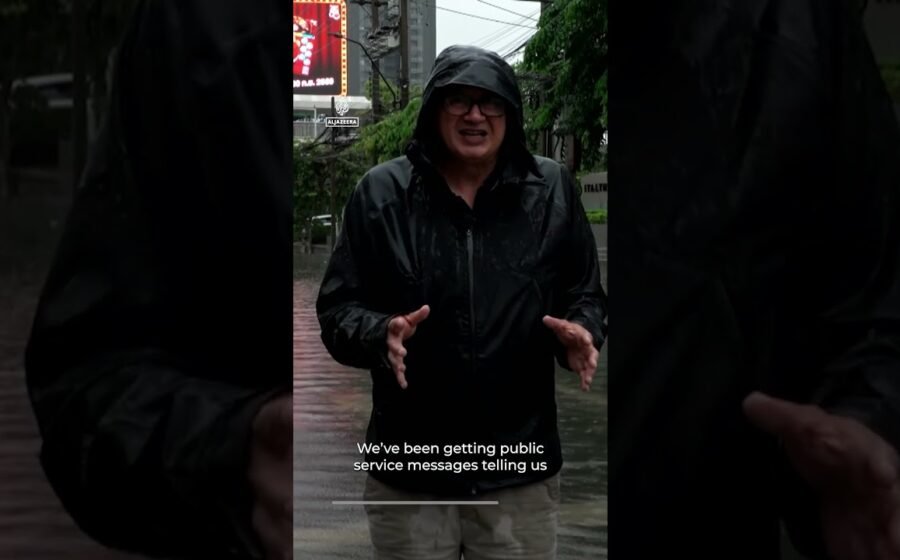 Al Jazeera reports from Bangkok flood disaster zone | AJ #shorts