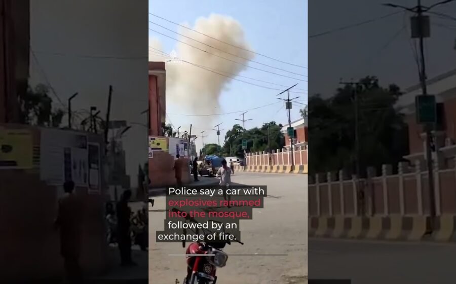 Deadly blast hits mosque at Pakistan police complex