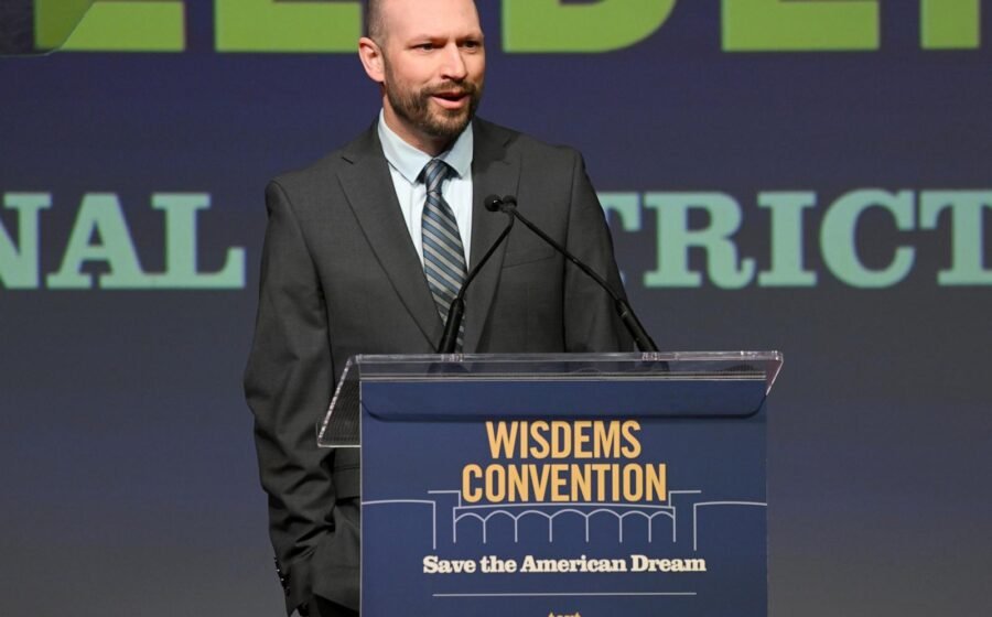 Democratic doctors, nurses aim to flip Congress seats with a focus on healthcare