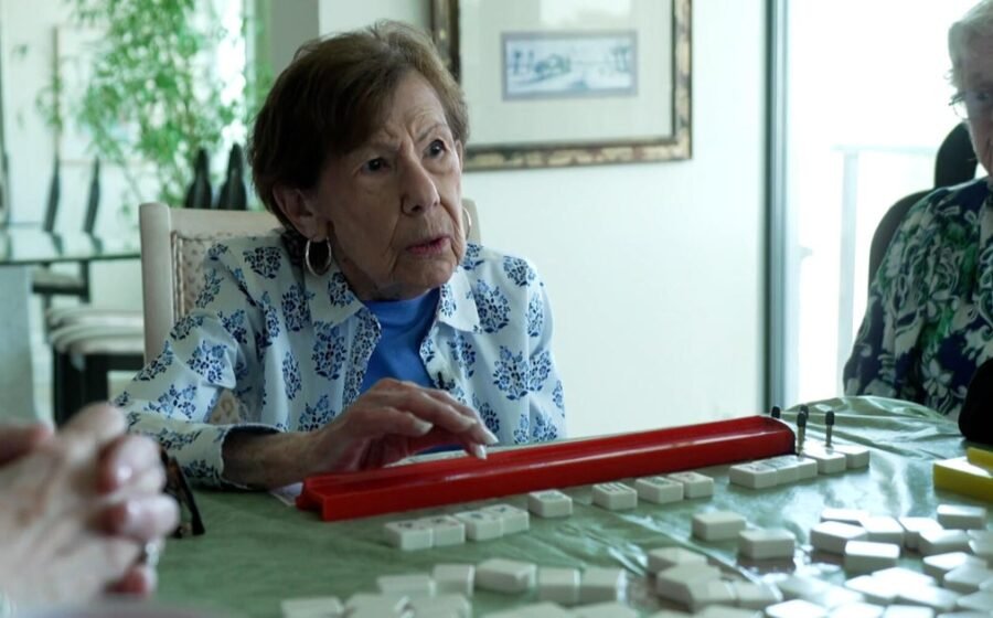 How playing Mahjong could improve your brain health later in life