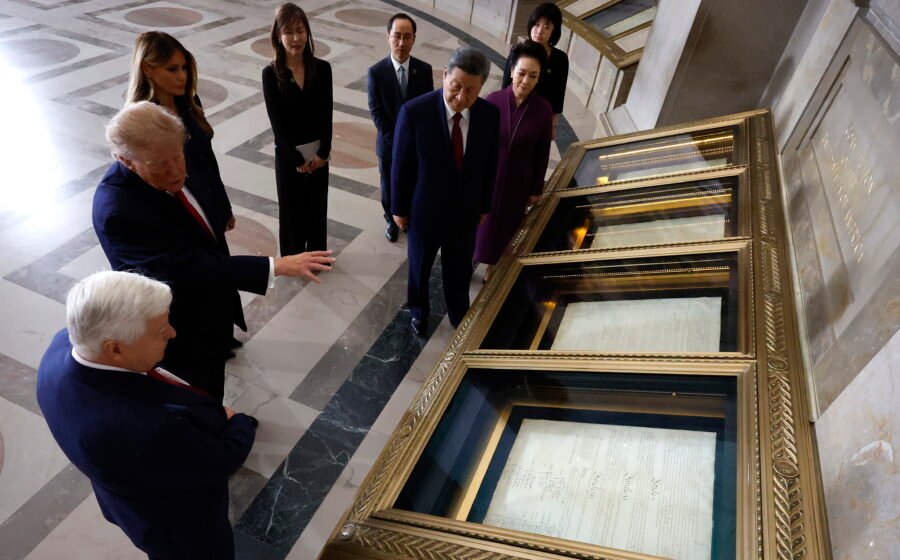 Potential Taiwan tension sparked 'last minute' change in Trump-Xi National Archives visit