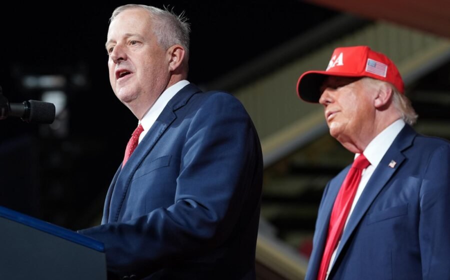 Trump pushes his $5,000 'dividend' pledge. Republican candidates, not as much