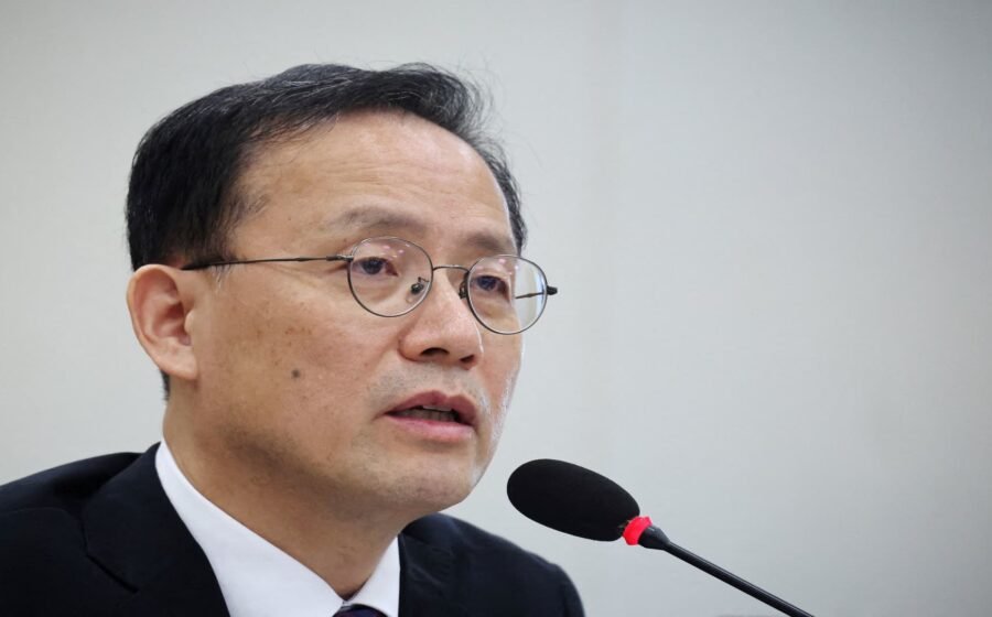 Semiconductor market to remain solid ‘at least through next year,’ South Korea finance minister says
