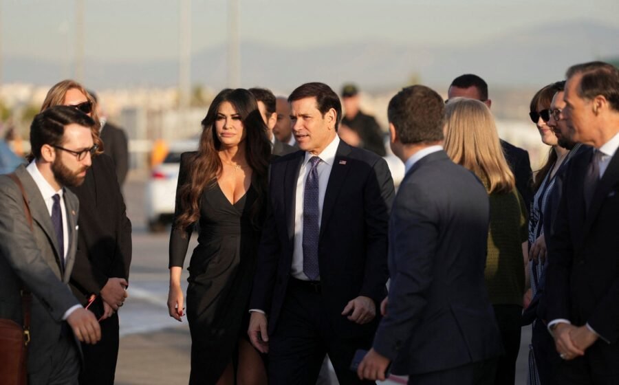 Rubio flips out after being questioned on the Kimberly Guilfoyle AMEX bill scandal