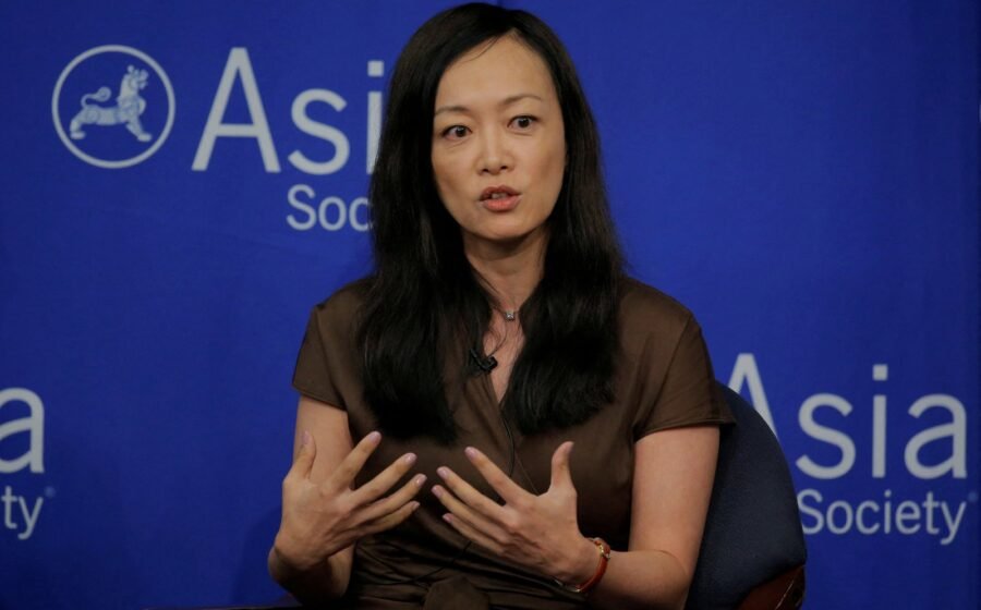 Ex-CIA analyst accused of spying for South Korea escapes trial in stunning DOJ deal