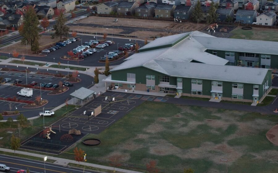 Oregon school shooter ID'd, used shotgun bought by mother, source say