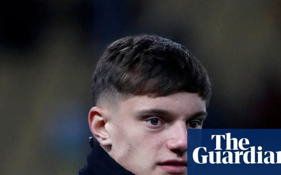Giovanni Leoni’s return from injury delayed in fresh blow to Liverpool