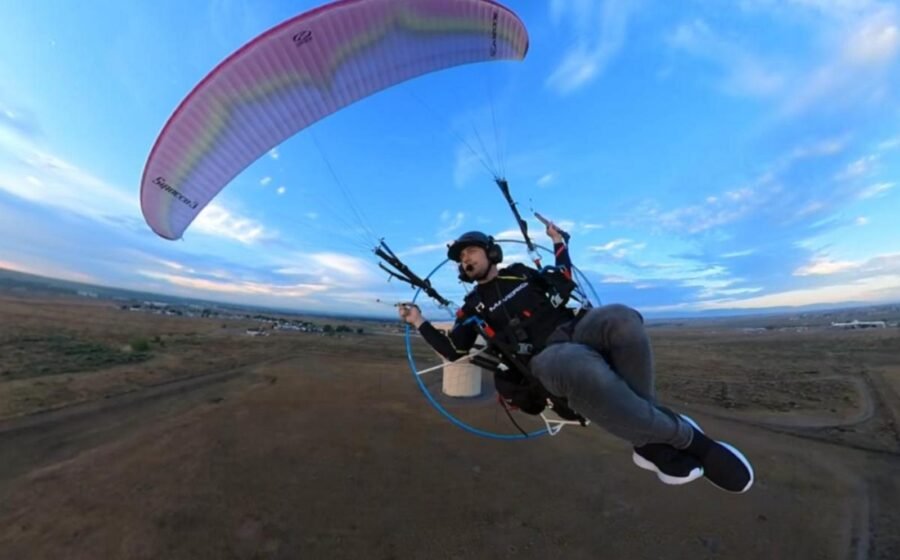 WATCH: This air traffic controller flies to work