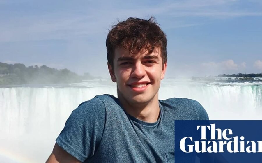 Man killed by tiger at Yorkshire zoo had bouts of psychosis, inquest hears