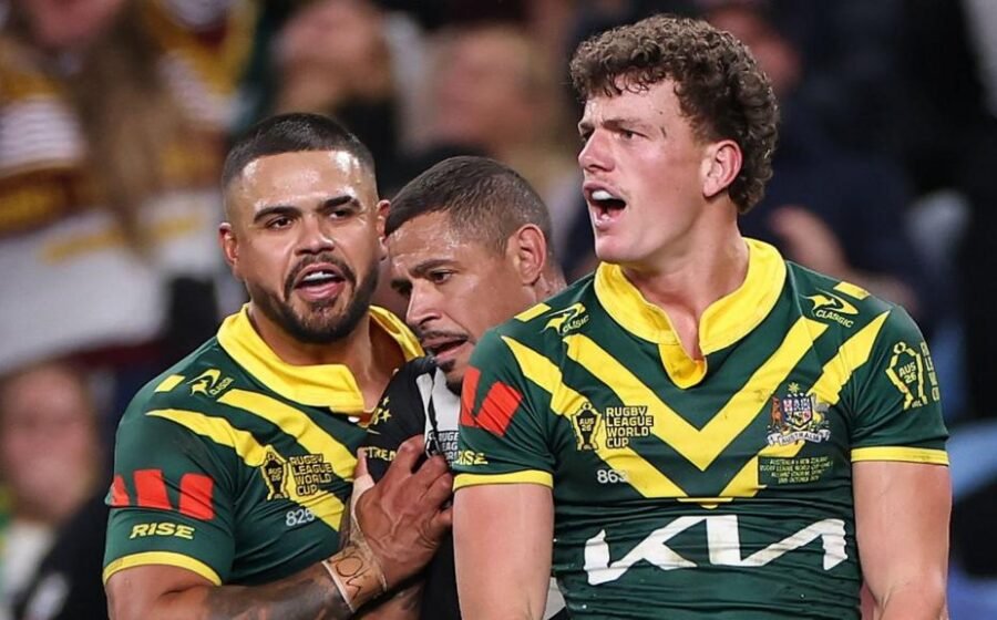 Australia edge New Zealand in epic World Cup opener