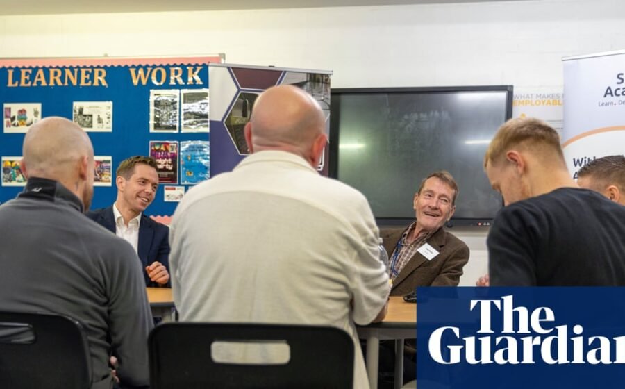 Lee Child backs launch of reading scheme to send prisons half a million books