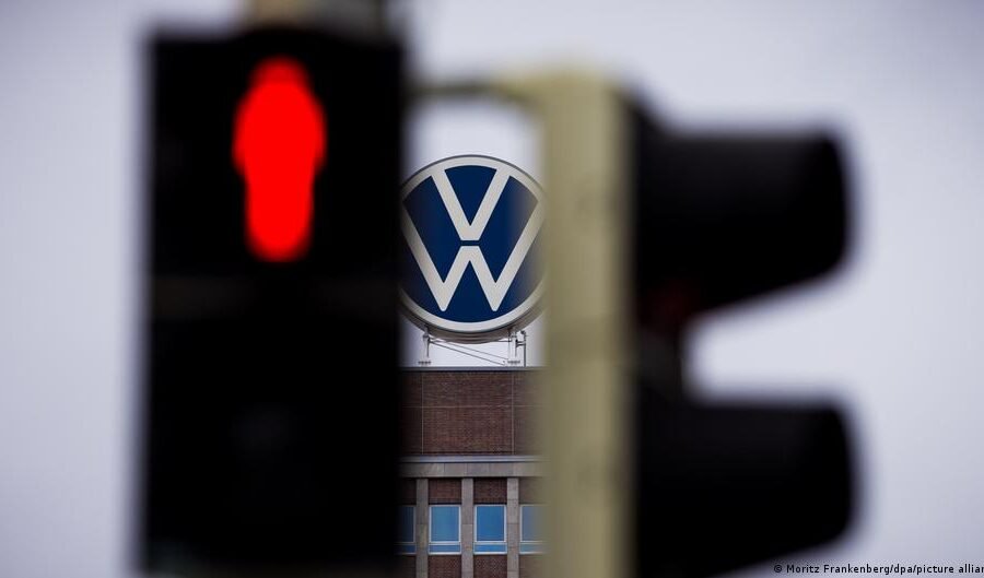 Germany, France agree on deal to support Europe's struggling car industry