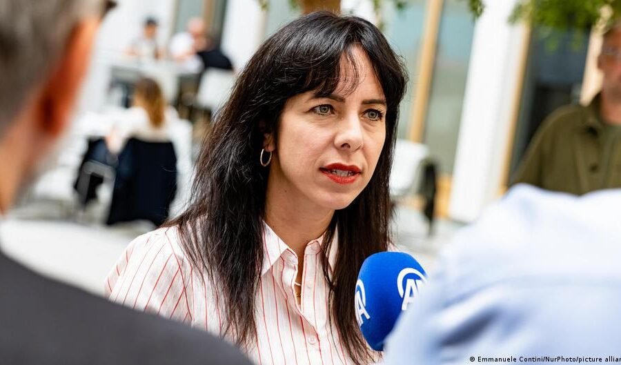Germany news: Berlin leftists seek to pave way for coalition