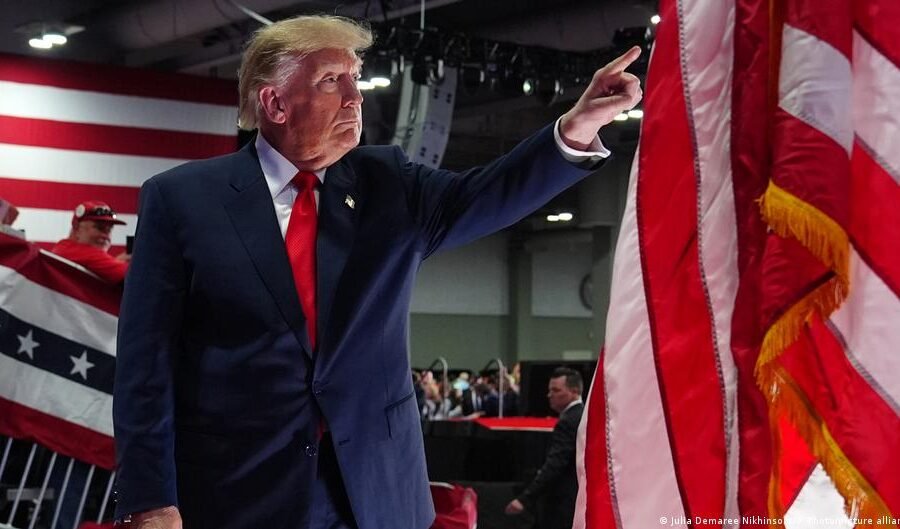 Trump slams Zelenskyy, says Ukraine should elect new president