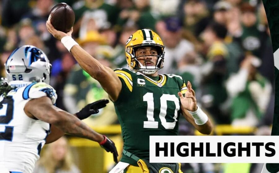 Love leads Packers to win over Panthers