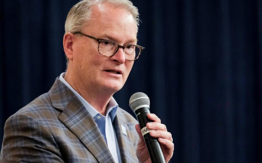 How Adam Hamilton plans on winning Kansas' Senate race