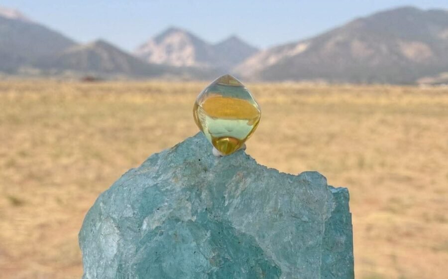 Gem hunter finds potential $1 million diamond while livestreaming on TikTok
