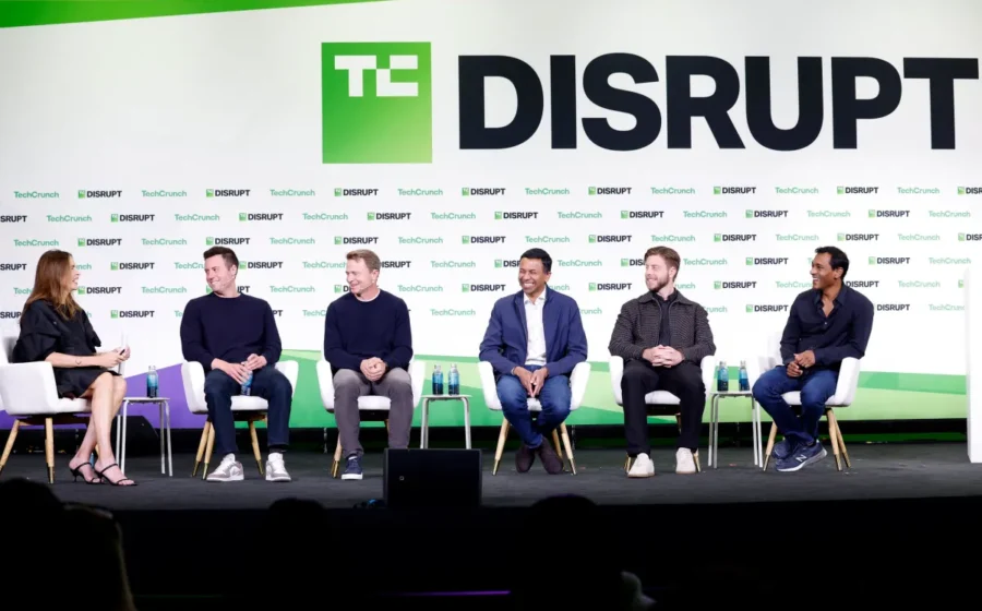 Even Benchmark thinks AI is eroding the venture pact against backing rivals