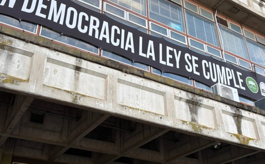 Argentine students protest on campus over Milei’s austerity