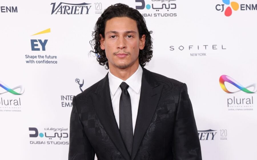 ‘Fourth Wing’ TV Series Casts Emilio Sakraya as Xaden Riorson