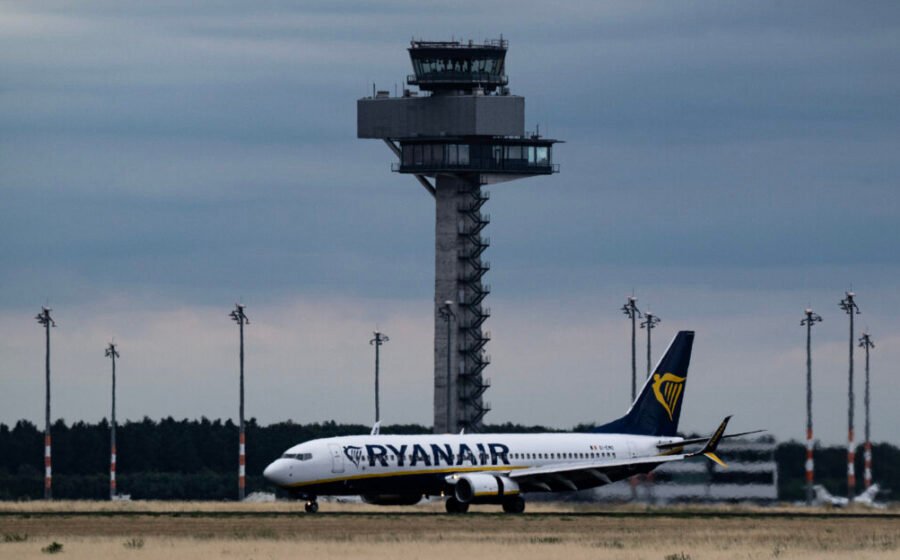 Ryanair lashes out at Air France and Lufthansa over ownership probe