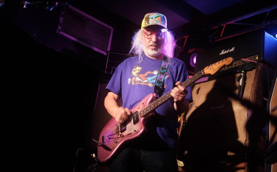 J Mascis has nothing better to do